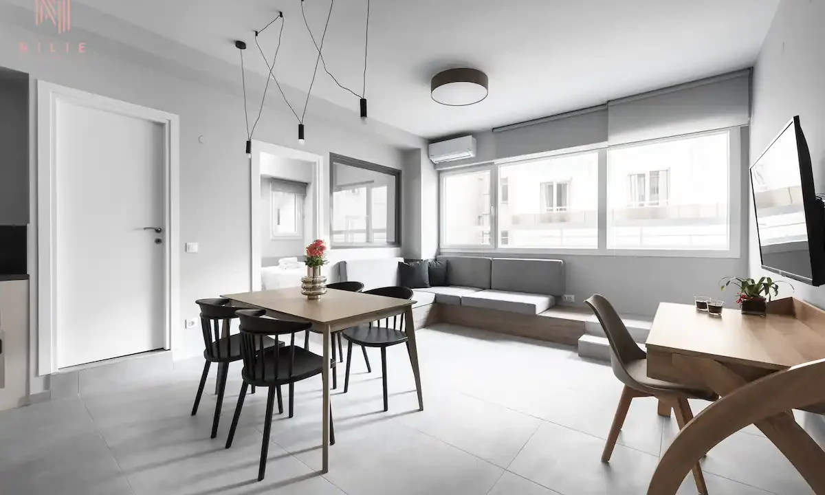 d9eb1753-edf5-4325-a3eb-e9fef6af8152