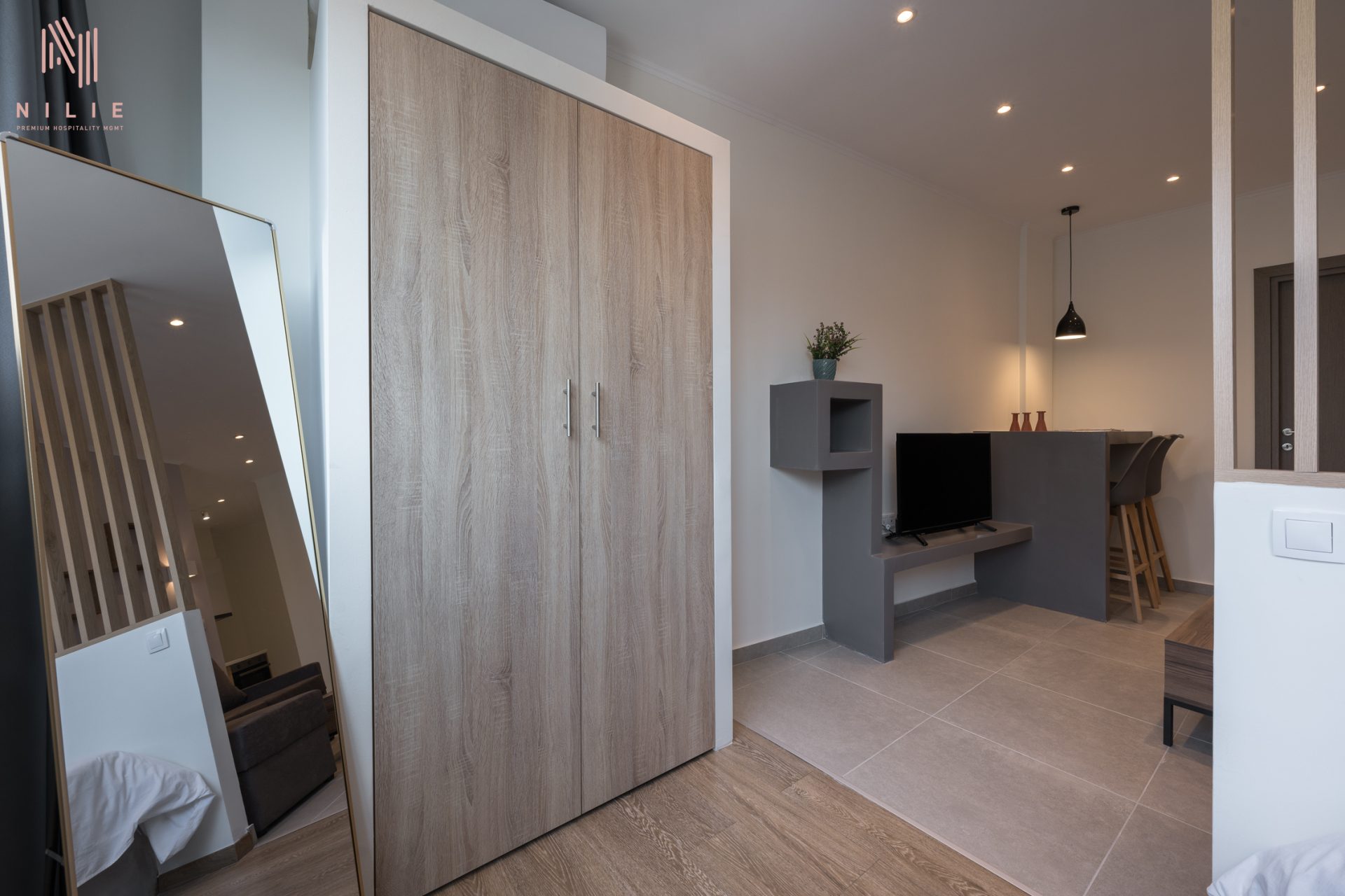 Bourn Apartments 3 Nilie Hospitality MGMT