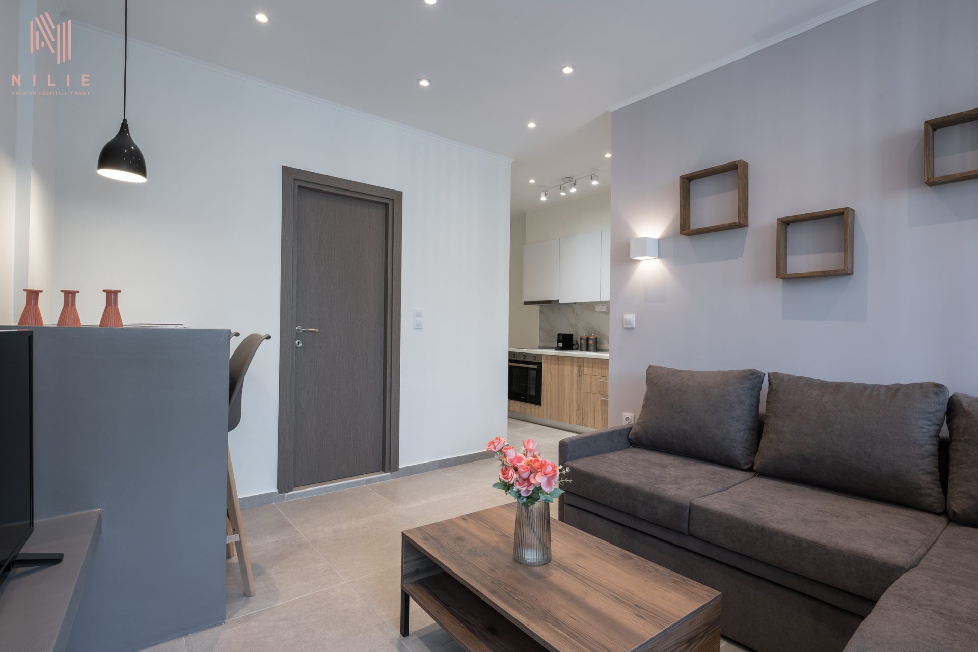 Bourn Apartments 3 Nilie Hospitality MGMT