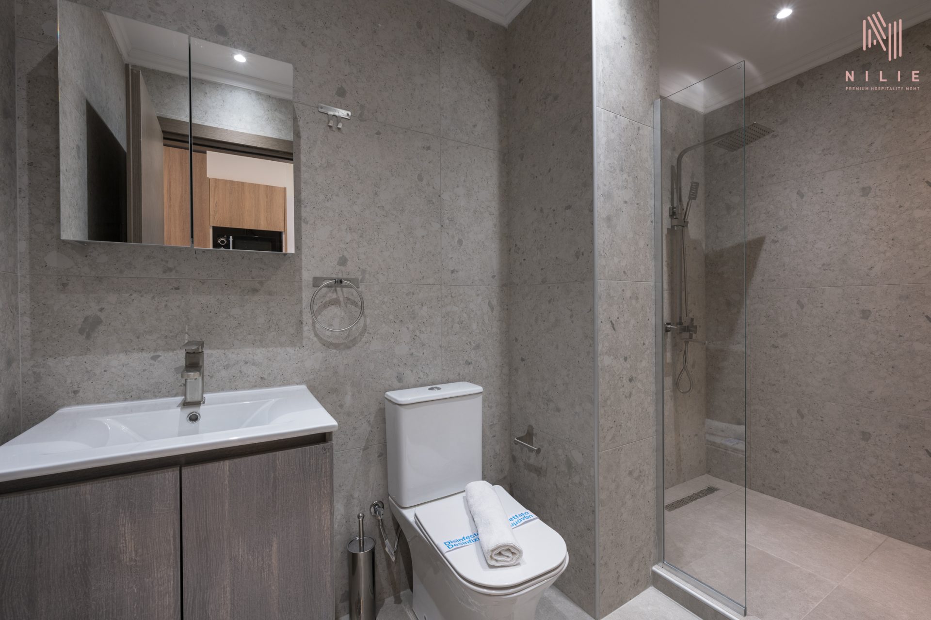 Bourn Apartments 2 Nilie Hospitality MGMT