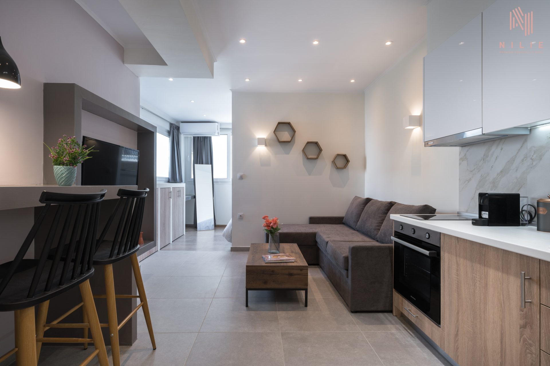 Bourn Apartments 5 Nilie Hospitality MGMT